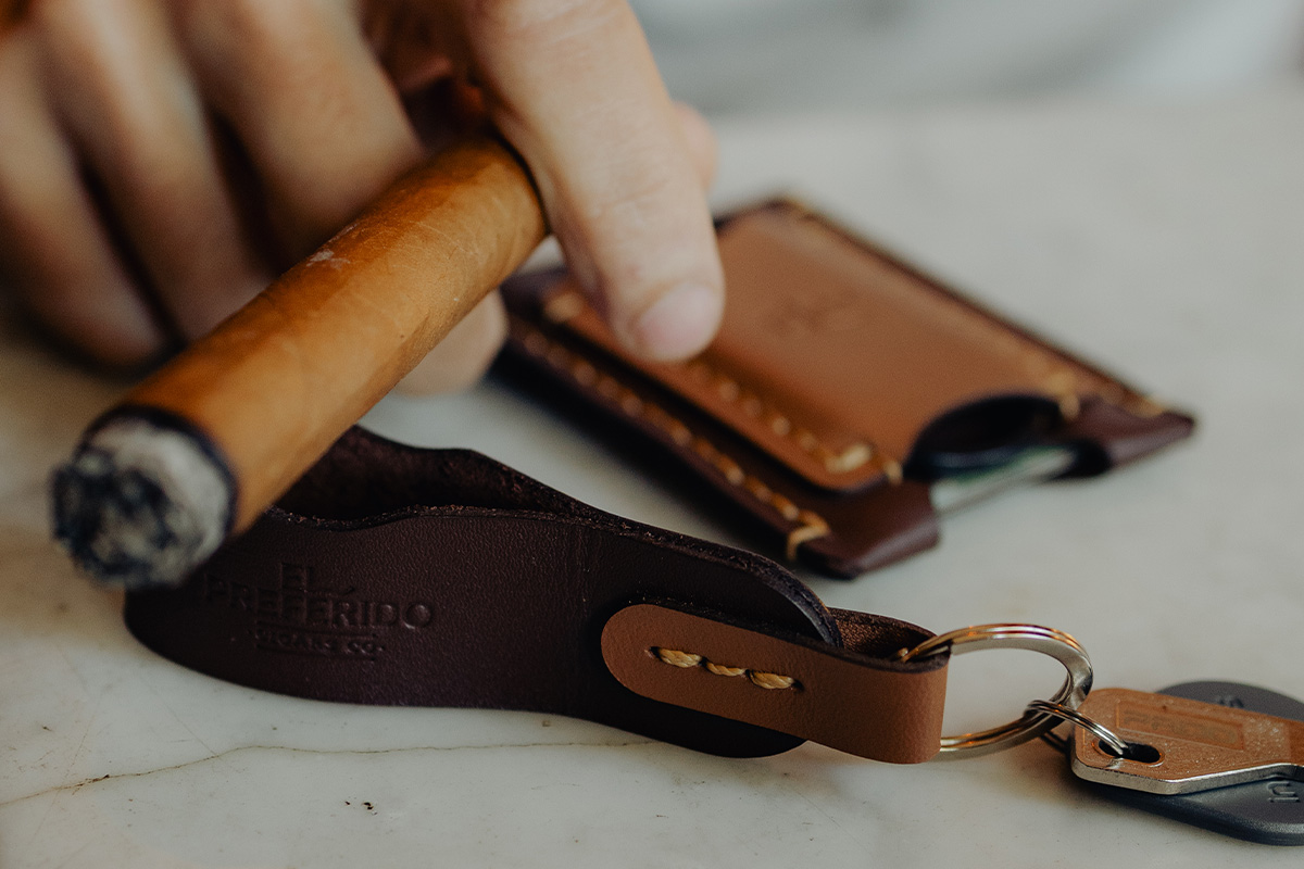 Foto kit carteira cortador chaveiro apoiador El Preferido presente charuteiros pai